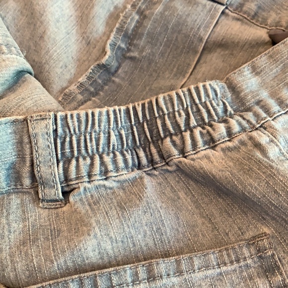 Pre-💙 RubyRoad Sz-10 Lightweight Denim-Awesome Capris w/Decorative Braided Legs - Picture 7 of 16
